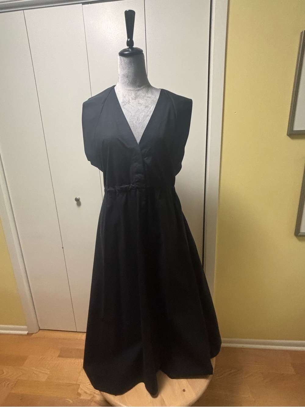 Classic Black V-Neck Women’s Dress Rachel Comey XL